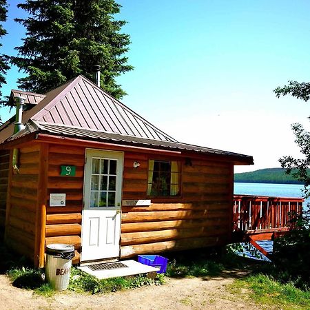 Beaver Lake Mountain Resort Kelowna Buitenkant foto